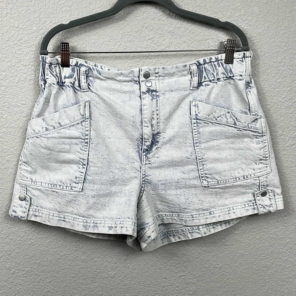 By Anthropologie Acid Wash Whitewash Denim Stretch Waist Paperbag Shorts Sz 8